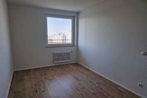 Helle 2 Zimmer Wohnung mit Balkon! – Konrad-Adenauer-Straße 72 - 72-80, 51149 Finkenberg, Köln – Vorschaubild 2