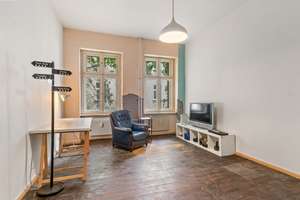 BEZUGSFREI – Ruhig gelegene 2-Zimmer-Altbauwohnung im beliebten Schillerkiez in Neukölln – Weisestr. 23, 12049 Neukölln (Ortsteil), Berlin – Vorschaubild 1