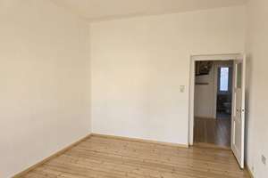 Altbauwohnung mit hohen Räumen und tollen Holzdielen in Innenstadtlage! – Wallgasse 1a, 97070 Altstadt, Würzburg – Vorschaubild 2
