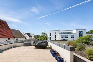Exklusive Maisonette-Wohnung mit privatem Dachpool und großzügiger Dachterrasse – Die vollständige Adresse der Immobilie erhältst du vom Anbieter., 71334 Waiblingen – Vorschaubild 8