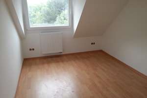 Renovierte, moderne DG-Wohnung in Dortmund (südliche City) – Leipziger Str. 1, 44139 Ruhrallee, Dortmund – Vorschaubild 4