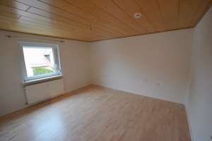 Freiwerdend ! 1-2 Fam-Haus mit 2-Zi.-EG-Whg und 4-Zi.-Maisonette-Whg. + Garten in Burgweinting – Die vollständige Adresse der Immobilie erhältst du vom Anbieter., 93055 Burgweinting-Harting, Regensburg – Vorschaubild 20