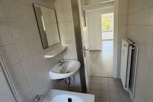 Charmante 3-Zimmer-Wohnung mit frischem Look – Ihr neues Zuhause in Salzgitter-Thiede – Pappeldamm 22, 38239 Thiede, Salzgitter – Vorschaubild 9