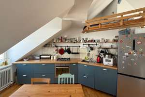 Zuhause mit vier Zimmern und Balkon über zwei Etagen in Berlin Wedding – Biesentaler Straße 10, 13359 Gesundbrunnen, Berlin – Vorschaubild 3