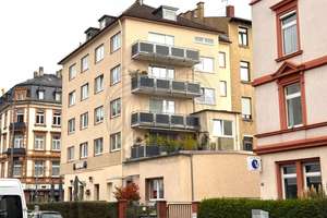 Frankfurt-Nordend! Mehrfamilienhaus mit ca. 751 m² Fläche und 431 m² Grundstück.