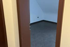 Modernes Wohnen: 2-Zimmer-Dachgeschosswohnung in Köln-Höhenberg – Kulmbacher Str. 8, 51103 Höhenberg, Köln – Vorschaubild 8