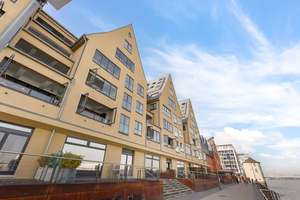 Exklusive 4-Zimmer-Wohnung mit Rheinblick im denkmalgeschützten „Siebengebirge“ – Rheinauhafen Köln – Die vollständige Adresse der Immobilie erhältst du vom Anbieter., 50678 Neustadt/Süd, Köln – Vorschaubild 15