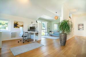 Exklusives, neuwertiges Zweifamilienhaus, 183 m²+ 68 m² in besonders ruhiger Südwest-Aussichtslage. – Die vollständige Adresse der Immobilie erhältst du vom Anbieter., 71364 Winnenden – Vorschaubild 15