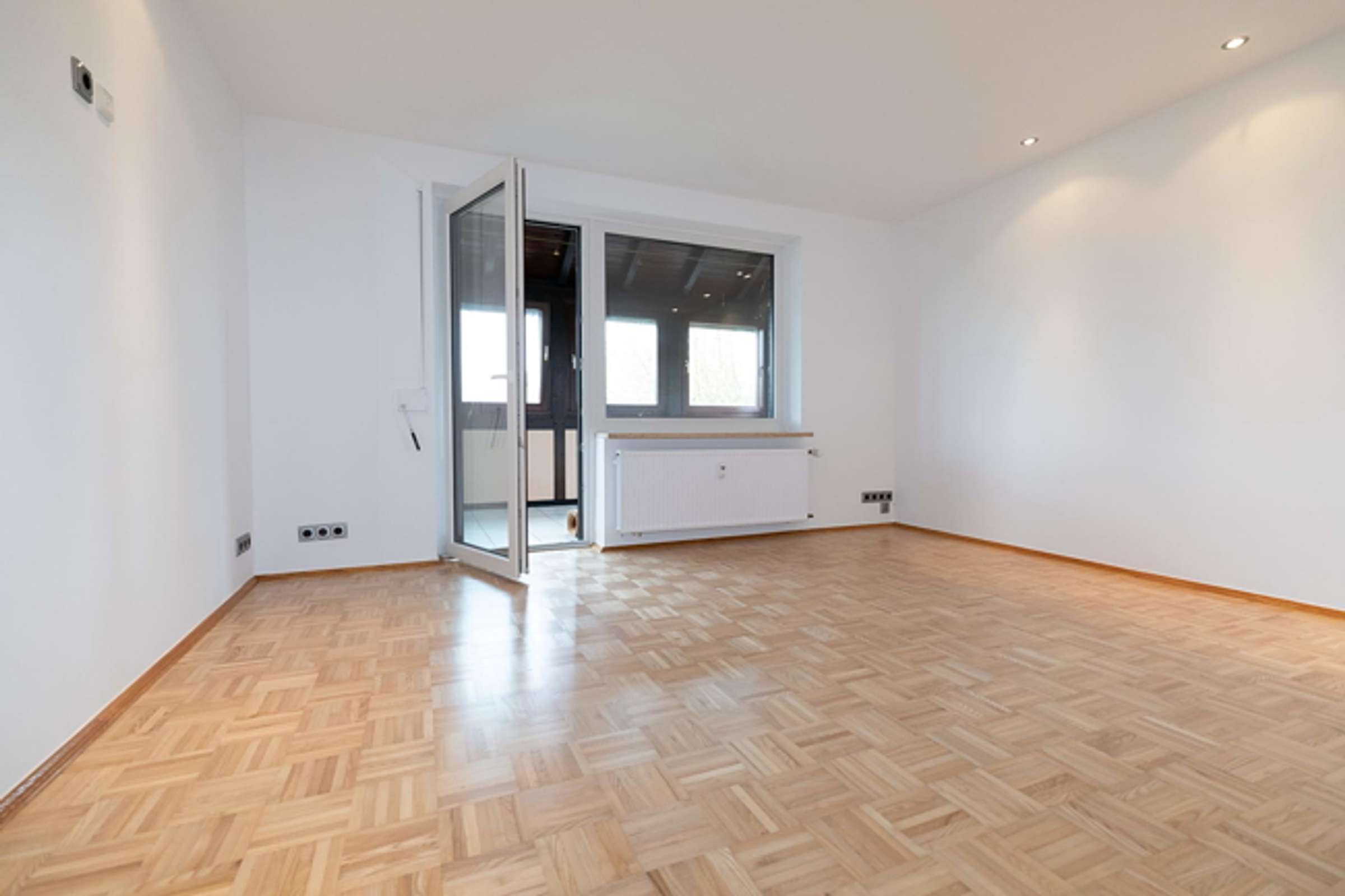 Ansprechende und moderne 5-Zimmer-Wohnung mit herrlicher Aussicht in naturnaher Umgebung
