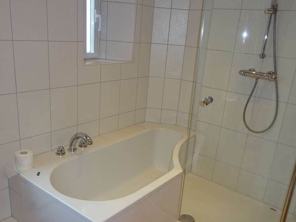Bad Badewanne / Dusche