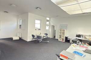 Großzügige Studiowohnung mit individuellen Gestaltungsmöglichkeiten zu vermieten