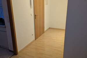 Frisch renovierte 2-Zimmer-Wohnung mit sonnigem Südbalkon in München-Moosach – Die vollständige Adresse der Immobilie erhältst du vom Anbieter., 80992 Alt-Moosach, München – Vorschaubild 5