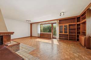 LENAU - Viel Platz, viele Möglichkeiten – Ein-/ Zweifamilienhaus mit großem Grundstück am Deister – Die vollständige Adresse der Immobilie erhältst du vom Anbieter., 30890 Barsinghausen – Vorschaubild 2