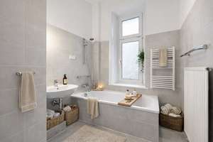 Stilvolle Altbauwohnung in Altona mit hohen Decken, Dielenboden und Balkon – Die vollständige Adresse der Immobilie erhältst du vom Anbieter., 22767 Altona-Altstadt, Hamburg – Vorschaubild 15