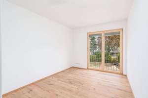 Familienwohnen mit Garten - Neubau-Erstbezug in München-Untermenzing // WE1 – Grovestraße 10, 80997 Allach, München – Vorschaubild 8