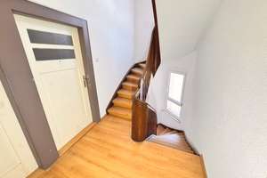 Provisionsfrei – Freie und gepflegte 6-Zimmer-Wohnung in Nürnberg – Landgrabenstraße 19, 90443 Steinbühl, Nürnberg – Vorschaubild 32