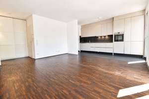 Möblierte 2 Zimmer Wohnung am Wildpark! Großer Sonnenbalkon! Aufzug! TG-Stellplatz! – Die vollständige Adresse der Immobilie erhältst du vom Anbieter., 40629 Ludenberg, Düsseldorf – Vorschaubild 4