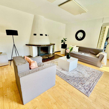 freistehender Bungalow mit Einliegerwohnung, Garten & Garage – ruhig gelegen - sofort bezugsfrei