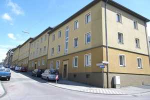 Frisch renovierte 3-Zi.-Whg. mit Tageslichtbad – Bartholomäusstraße 82, 42277 Wuppertal – Vorschaubild 1