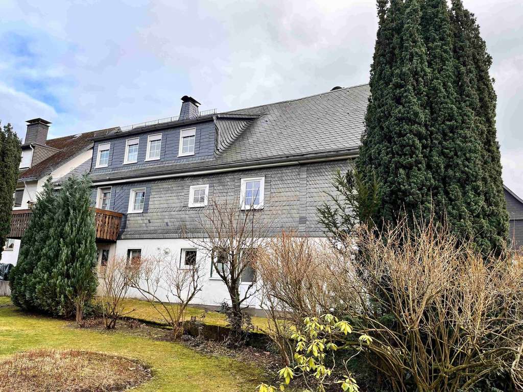 Immobilie in Winterberg - Raumwunder für die große Familie mitten in Winterberg-Niedersfeld - Bild 2