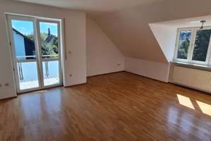 2,5 Zimmer Dachgeschoß-Wohnung in  Denning – Daglfinger Straße 22, 81929 Englschalking, München – Vorschaubild 3