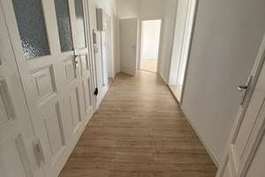 *Am Stadtring *Einbauküche, Eckwanne und Dusche usw. – 39112 Sudenburg, Magdeburg – Vorschaubild 2