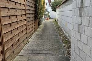 Frankfurt - Zeilsheim - Wohnung mit eigenem Zugang (sep. Haus) – 65931 Zeilsheim, Frankfurt am Main – Vorschaubild 23