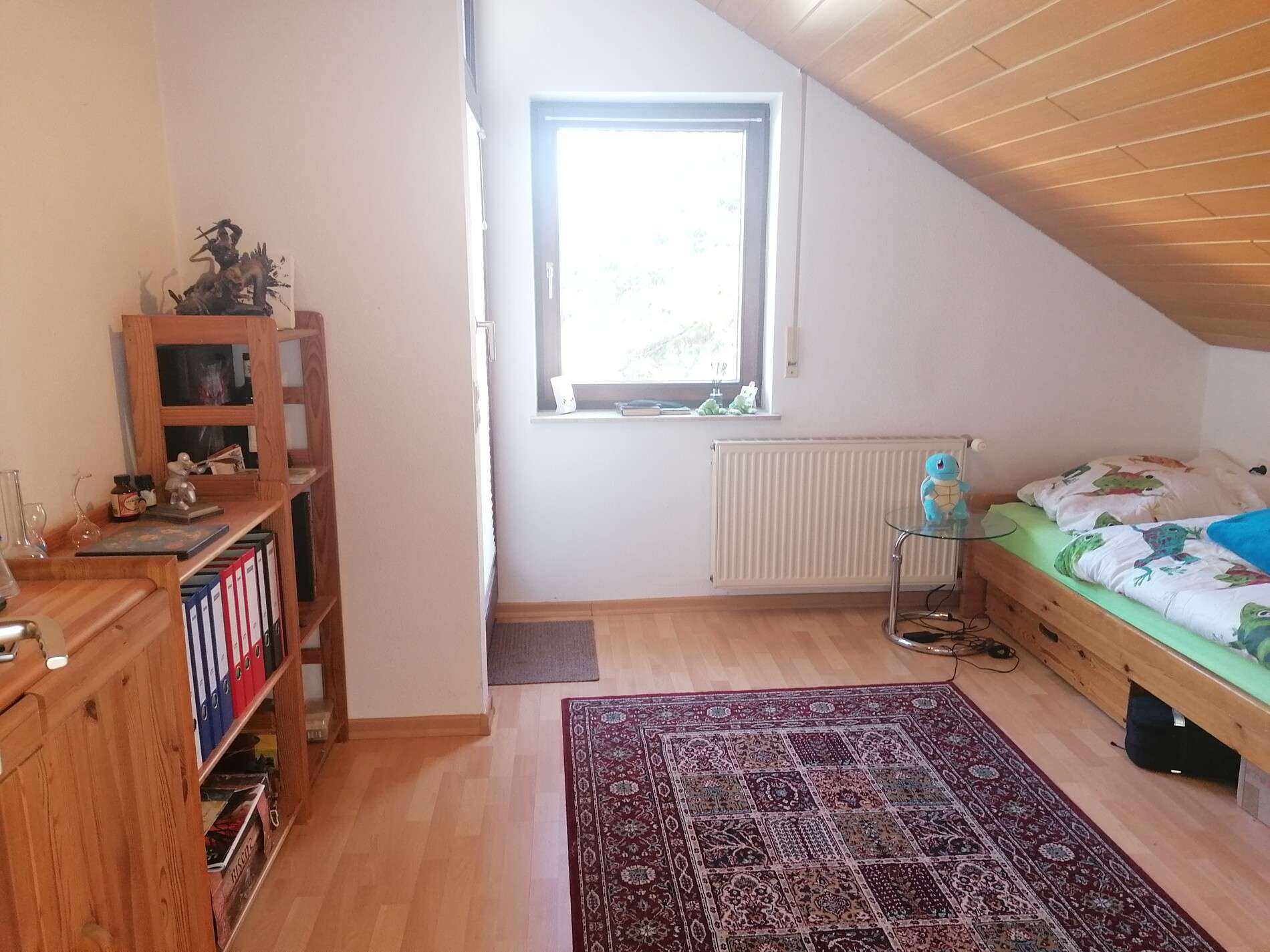Immobilie in Reutlingen - 2-Zimmer-DG-Wohnung mit Balkon und PKW-Stellplatz – ideal für Singles, Paare & Kapitalanleger - Bild 5