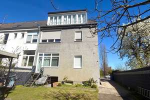Gepflegtes 3 - Familienhaus mit tollem Sonnengarten! – Die vollständige Adresse der Immobilie erhältst du vom Anbieter., 47809 Linn, Krefeld – Vorschaubild 2