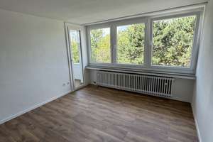 3 Zimmer Wohnung in Bonn-Tannenbusch mit 70 m² Wohnfläche – Schlesienstraße 19, 53119 Tannenbusch, Bonn – Vorschaubild 3