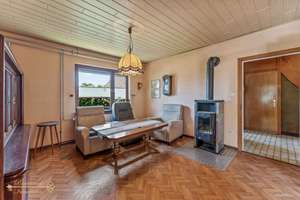 Ihr neues Zuhause mit Charme, Kamin und liebevoll gestaltetem Garten – Die vollständige Adresse der Immobilie erhältst du vom Anbieter., 26931 Elsfleth – Vorschaubild 4