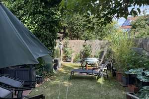 Ihr neues Zuhause mit Gartenidylle– freist. EFH mit 2 Garagen in der Vogelsiedlung Unterrath/Stockum – Die vollständige Adresse der Immobilie erhältst du vom Anbieter., 40468 Unterrath, Düsseldorf – Vorschaubild 9