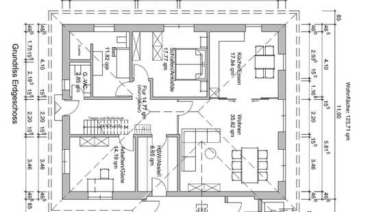 Bild von Hochmoderner Neubau in Bungalow-Stil mit Walmdach in Edewecht