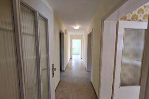 Erdgeschosswohnung sofort beziehbar! Gepflegtes Zweifam.-Haus mit Doppelgarage und Garten in ruhiger – Die vollständige Adresse der Immobilie erhältst du vom Anbieter., 97500 Ebelsbach – Vorschaubild 18