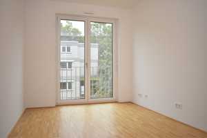 Im Westen geht die Sonne unter – Robert-Havemann-Str. 10, 53121 Bonn – Vorschaubild 8