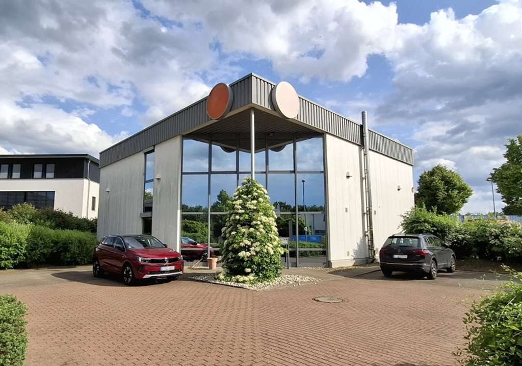 Gepflegte Büroliegenschaft in Hildesheim Bavenstedt