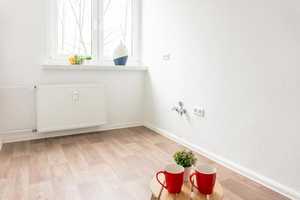 5-Raum-Familienwohnung mit Balkon und 2 Bädern – Clausewitzstr. 31, 9130 Chemnitz – Vorschaubild 2