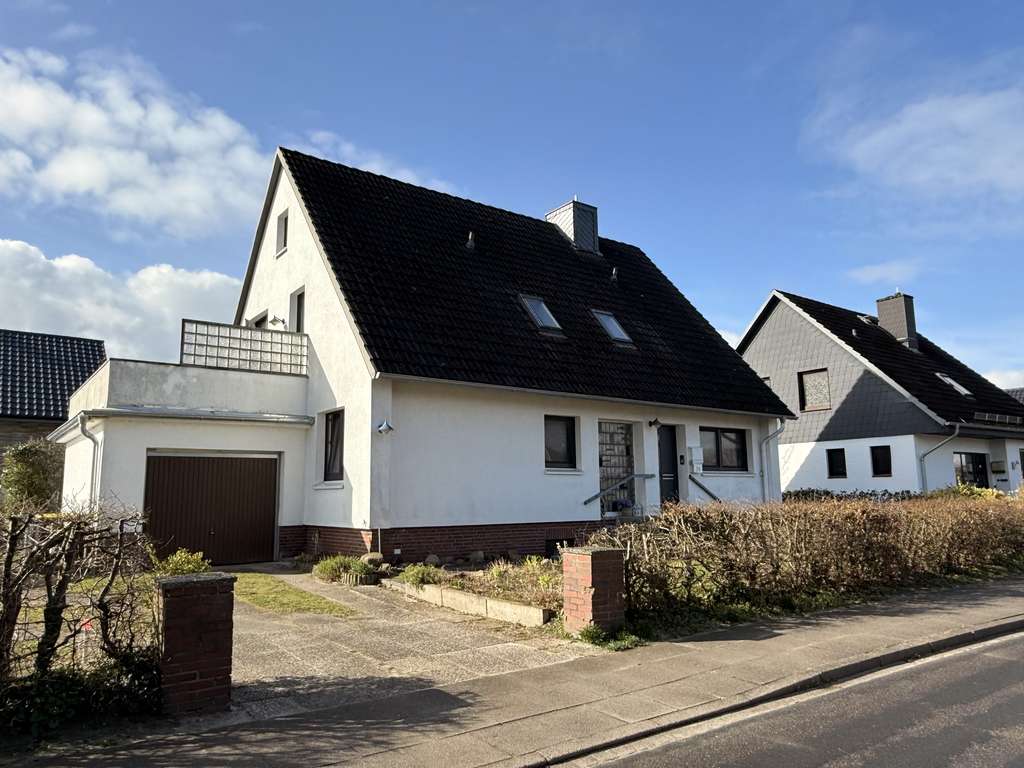 Immobilie in Ammersbek - Geräumiges 6-Zimmer Haus mit Garage in Ammersbek - Bild 0