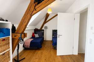 **INNINGEN** Exklusive Reihenmittelhausartige 3,5 ZwKB in ehemaliger Scheune – Hornissenweg 11, 86199 Inningen, Augsburg – Vorschaubild 18