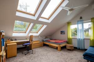Freistehendes Einfamilienhaus in begehrter Hanglage am Killesberg – Die vollständige Adresse der Immobilie erhältst du vom Anbieter., 70469 Feuerbacher Tal, Stuttgart – Vorschaubild 13