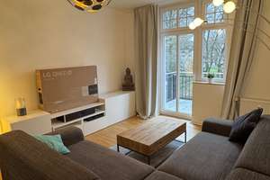 Möblierte schicke Wohnung (mit Sauna) und TG-Stellplatz nähe Rüttenscheid