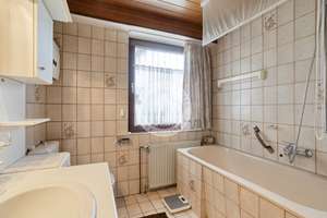 Sanierertraum mit Pool – zuerst anpacken, dann abtauchen.
Wohnen in beliebter Lage! – 44359 Mengede (Ortsteil), Dortmund – Vorschaubild 9