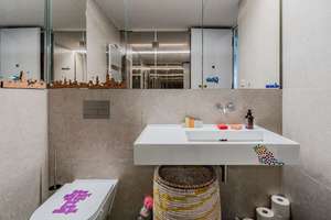 Exklusives Studio im AM TACHELES: Herzog & de Meuron Architektur mit Balkon & In-House Spa – Die vollständige Adresse der Immobilie erhältst du vom Anbieter., 10117 Mitte (Ortsteil), Berlin – Vorschaubild 7