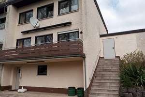 Günstiges, modernisiertes 4-Zimmer-Reihenendhaus in begehrter Wohnlage in Wiehl – Cosimastraße 20, 51674 Wiehl – Vorschaubild 3