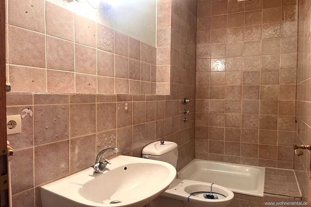 Immobilie in Rottach-Egern - Wohnen im Tal Immobilien Zentral gelegene 2 Zimmer Wohnung mit Potenzial - Bild 4