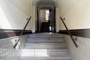 Charmante 1-Zimmer-Dachgeschosswohnung im Denkmal – Ruhige Wohnlage in der Leipziger Südvorstadt – Die vollständige Adresse der Immobilie erhältst du vom Anbieter., 4275 Südvorstadt, Leipzig – Vorschaubild 2