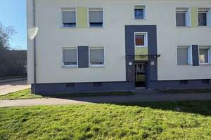 Wohnen unterm Dach – Renovierte 2,5-Zimmer-Wohnung mit Charme