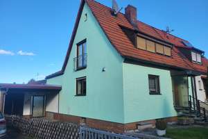 Gemütliche Doppelhaushälfte mit Garten – Die vollständige Adresse der Immobilie erhältst du vom Anbieter., 91058 Bachfeld, Erlangen – Vorschaubild 2