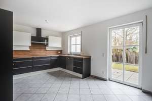 AIGNER - Großzügige Doppelhaushälfte in Waldtrudering: Ideales Zuhause mit vielseitigem Raumangebot – Die vollständige Adresse der Immobilie erhältst du vom Anbieter., 81827 Waldtrudering, München – Vorschaubild 16