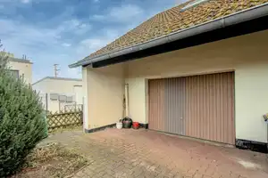 Platzwunder! Haus mit großem Grundstück und Garage in Bestlage! – Braunschweig – Vorschaubild 2